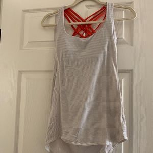 Lululemon tank